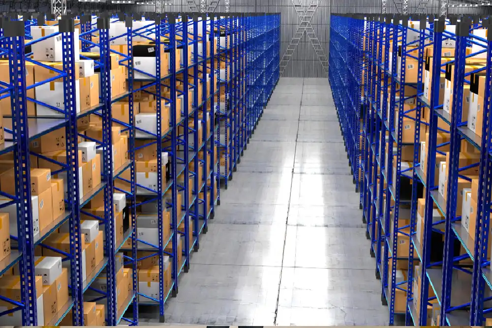 Warehouse storage racking systems in Dubai